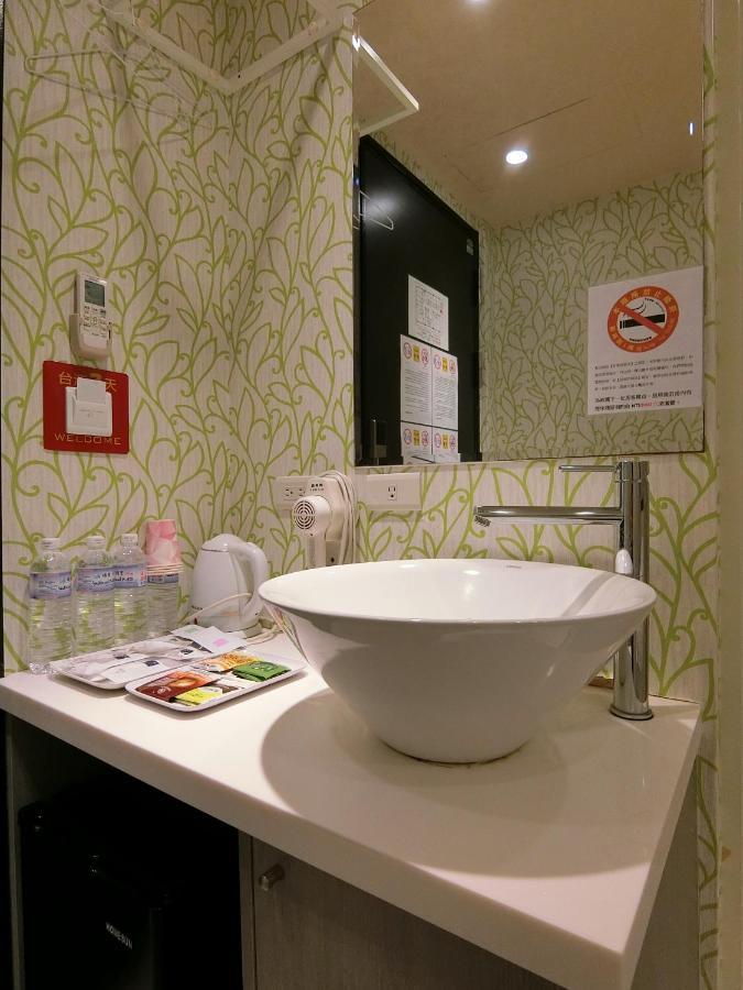 Taiwan Seven Days Boutique Hotel 台北市 エクステリア 写真