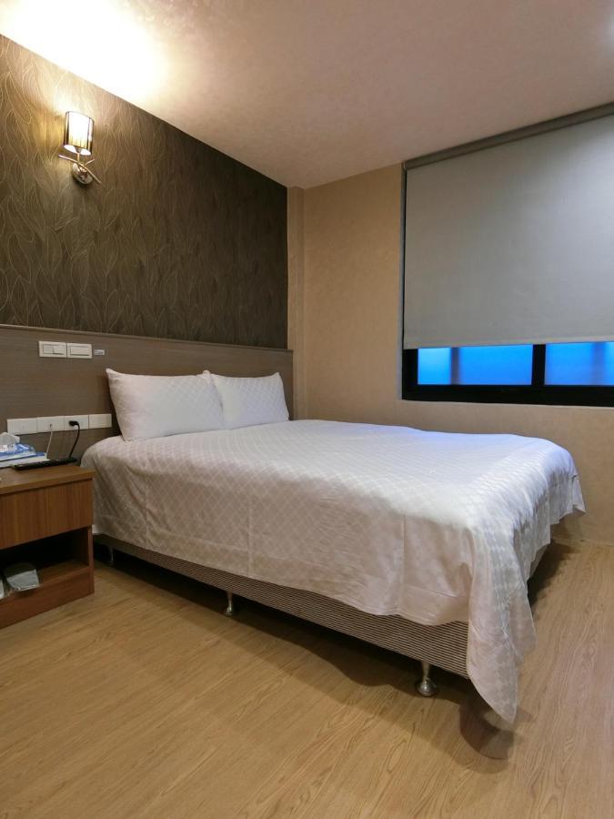 Taiwan Seven Days Boutique Hotel 台北市 エクステリア 写真